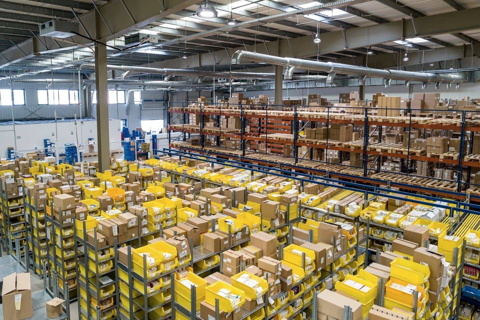 Warehouse logistics and palletized industrial goods